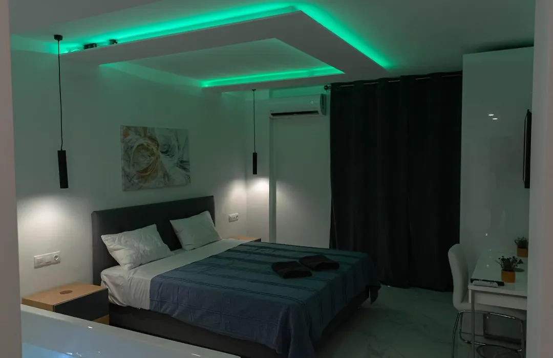 Athens Jacuzzi Apartment-1
